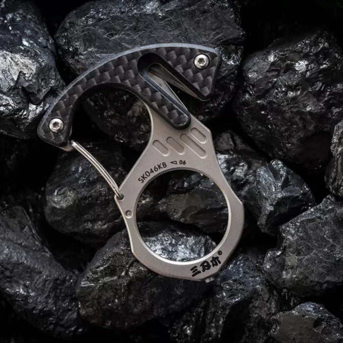 Car Window Breaker & Seatbelt Cutter Keychain